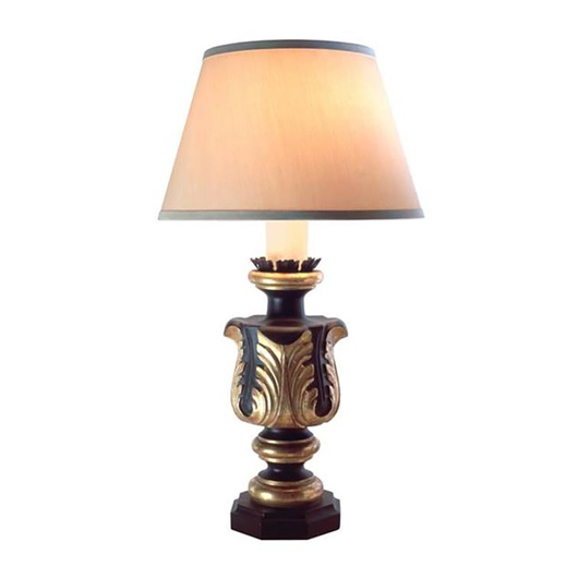 Picture of ACANTHUS LEAF TABLE LAMP