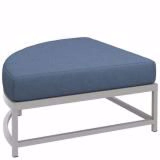 Picture of CABANA CLUB CUSHION CURVED OTTOMAN (17" SEAT HEIGHT)