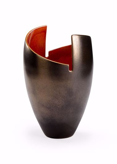 Picture of BENSON VASE - BROWN